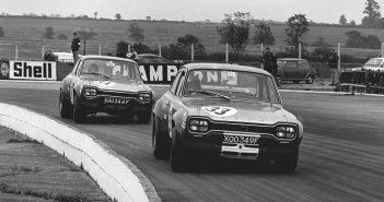 DIAMOND STUDDED TRACK PARADE TO MARK 60 YEARS OF THE BTCC