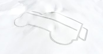 LAND ROVER ANNOUNCES 70TH ANNIVERSARY CELEBRATIONS WITH DEFENDER OUTLINE ON TOP OF MOUNTAIN
